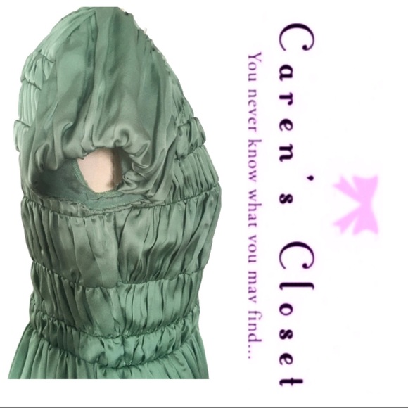 Burberry Runway Green Silk Ruched Mini Dress - Picture 6 of 9